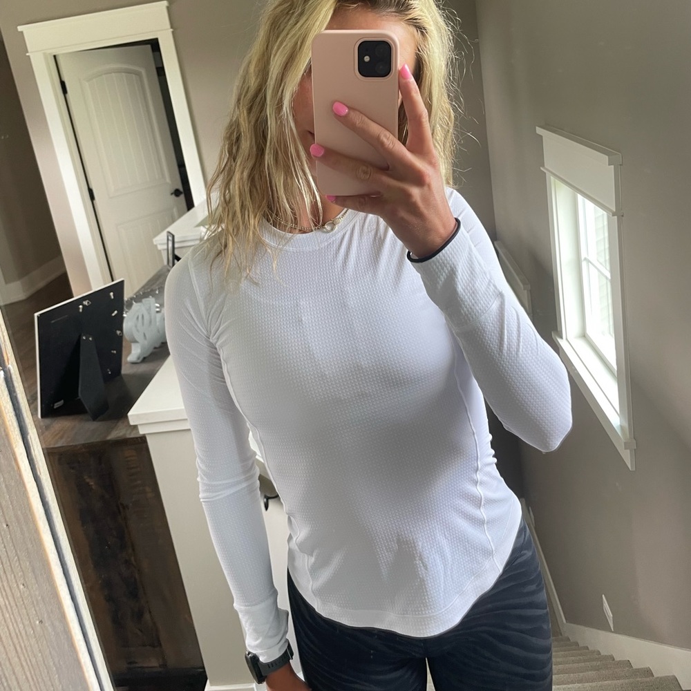 Womens brand new white lululemon long sleeve with mesh back
